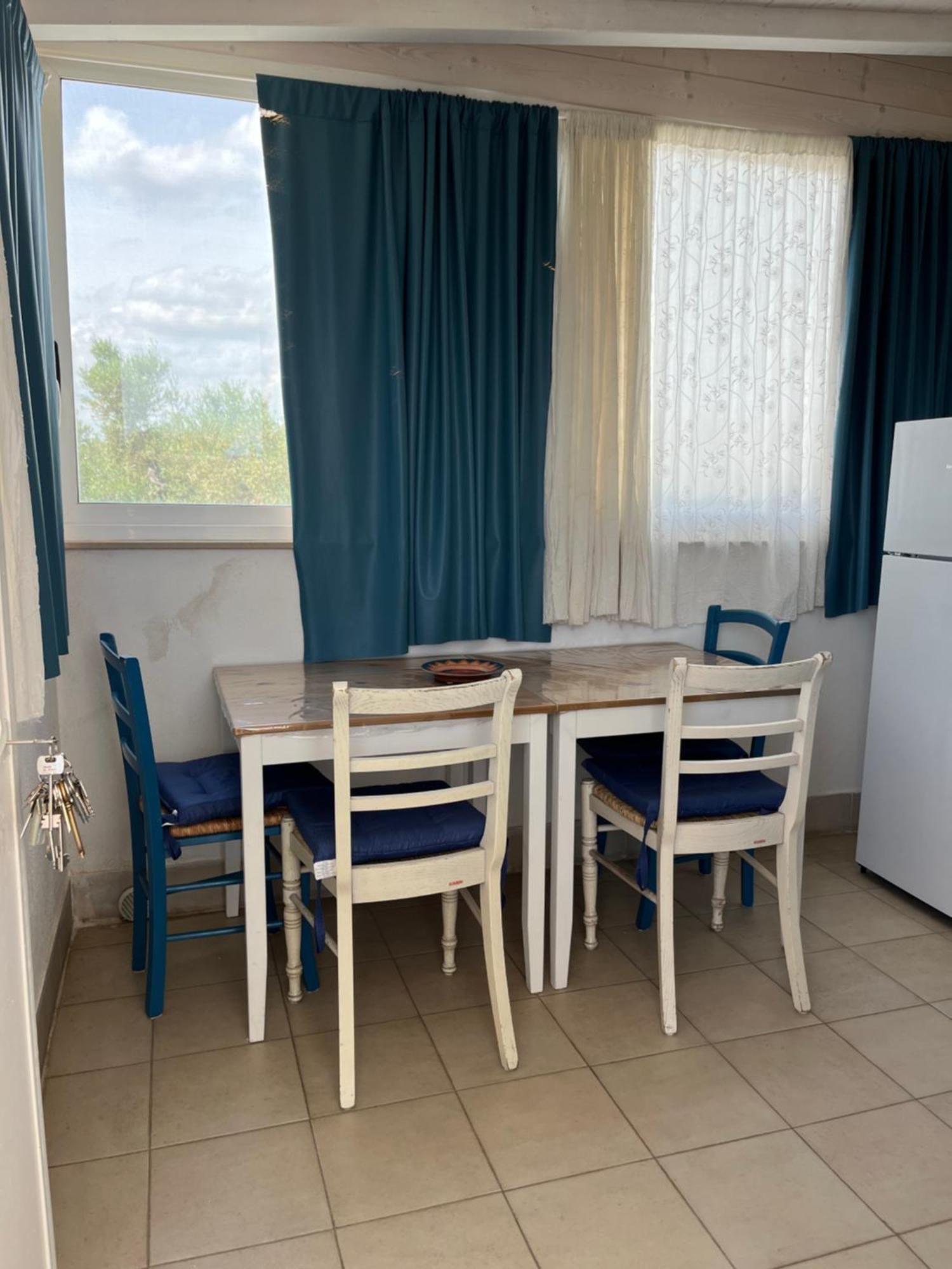 B&B Villa Mediterranee Con Parking Space Trani Kültér fotó