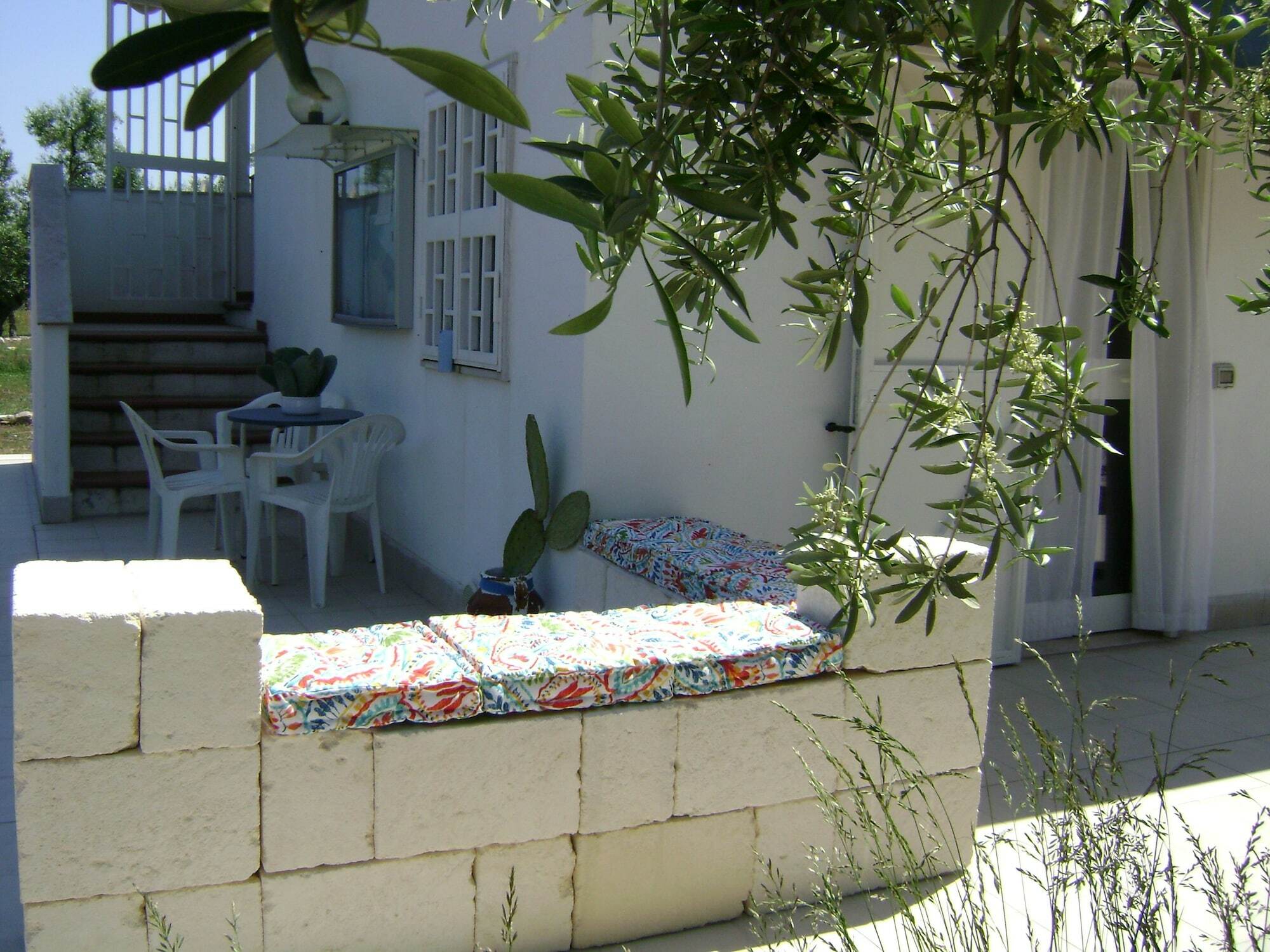 B&B Villa Mediterranee Con Parking Space Trani Kültér fotó